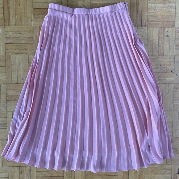 Pink Pleated Skirt from Mendocino (Small) - Picture 2 of 3